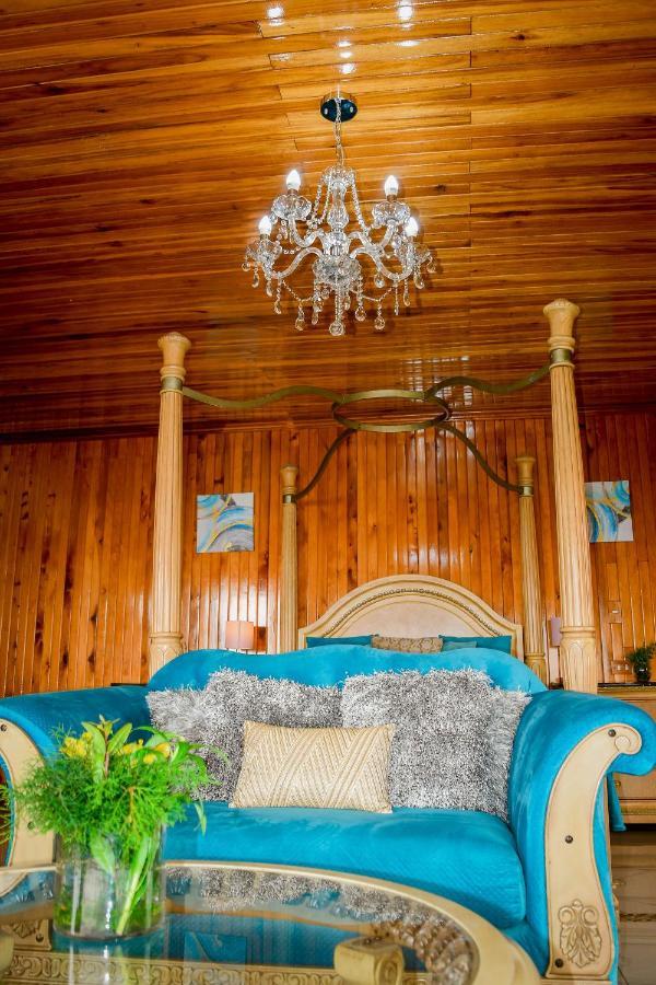 Poas Paradise Bed and Breakfast Poasito Buitenkant foto