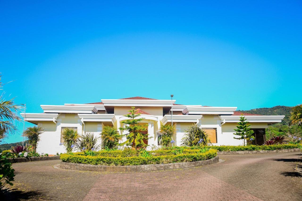 Poas Paradise Bed and Breakfast Poasito Buitenkant foto