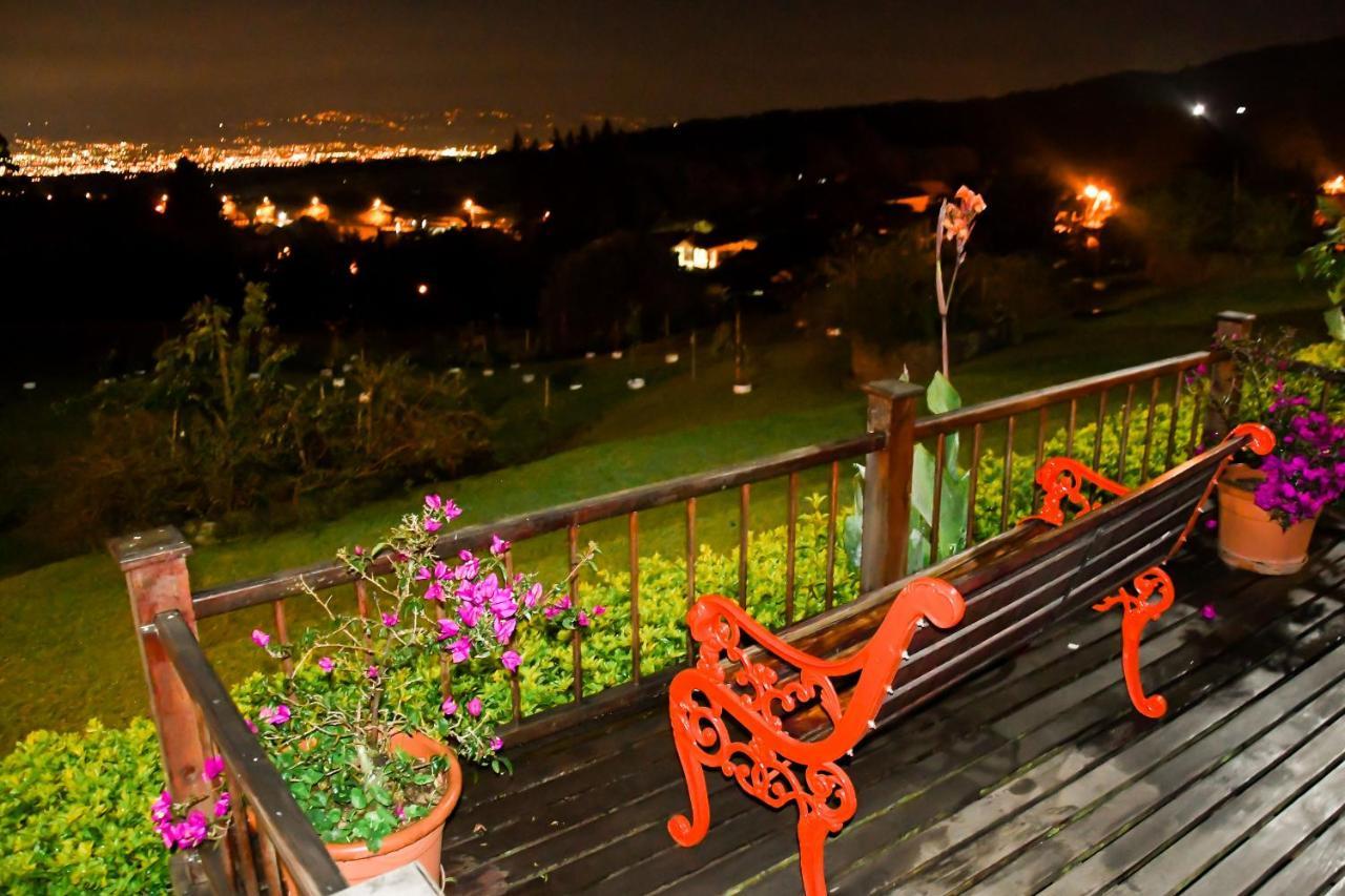 Poas Paradise Bed and Breakfast Poasito Buitenkant foto