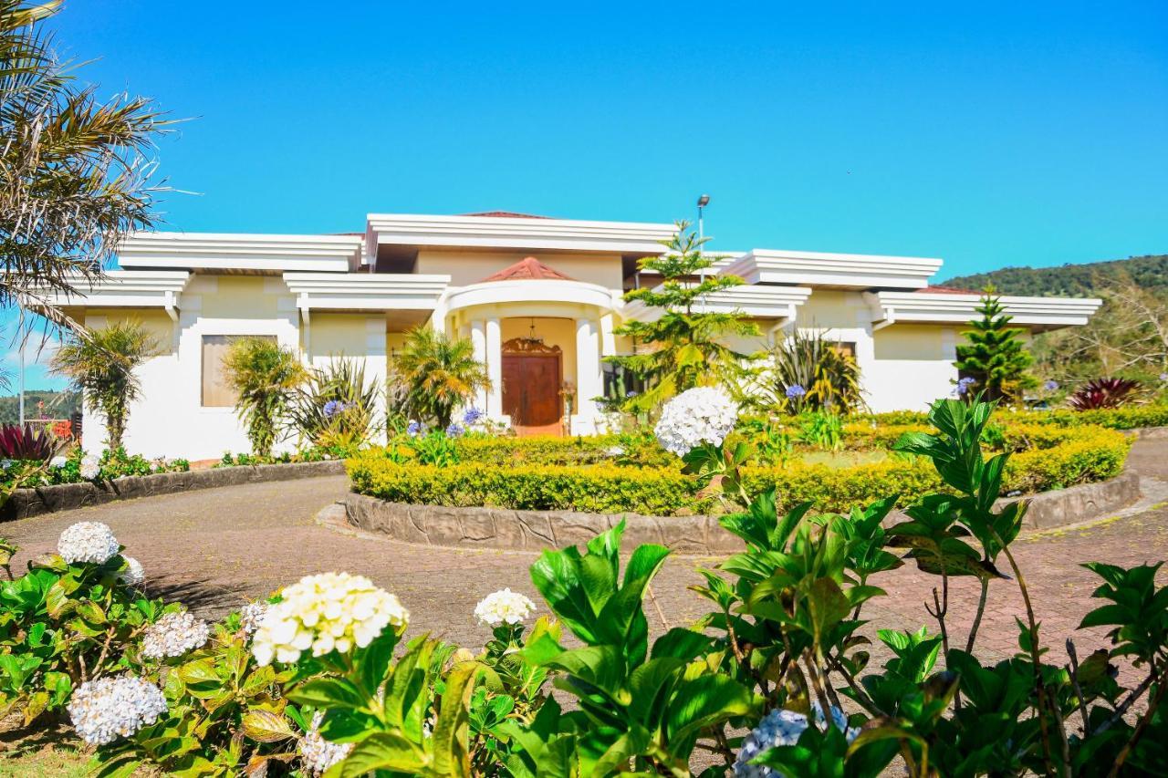 Poas Paradise Bed and Breakfast Poasito Buitenkant foto