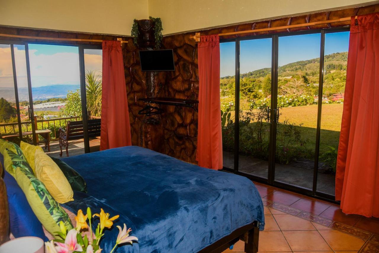 Poas Paradise Bed and Breakfast Poasito Buitenkant foto
